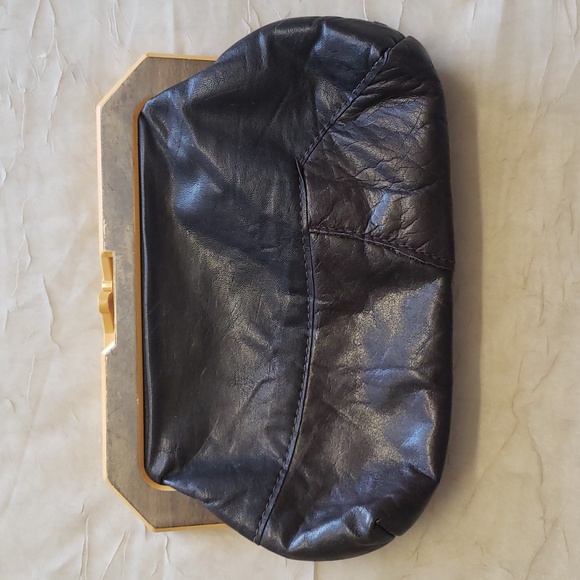 Vintage Genuine Leather Made in Hong Kong Beautiful Brown Women's Clutch. - Picture 3 of 11